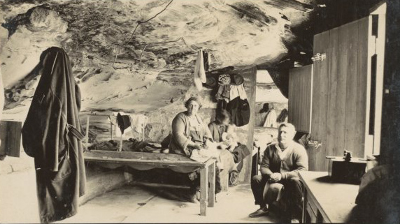 'Cave dwellers near Kernell, New South Wales, 1930s'