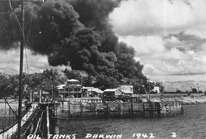 Bomb damage in Darwin, 1942